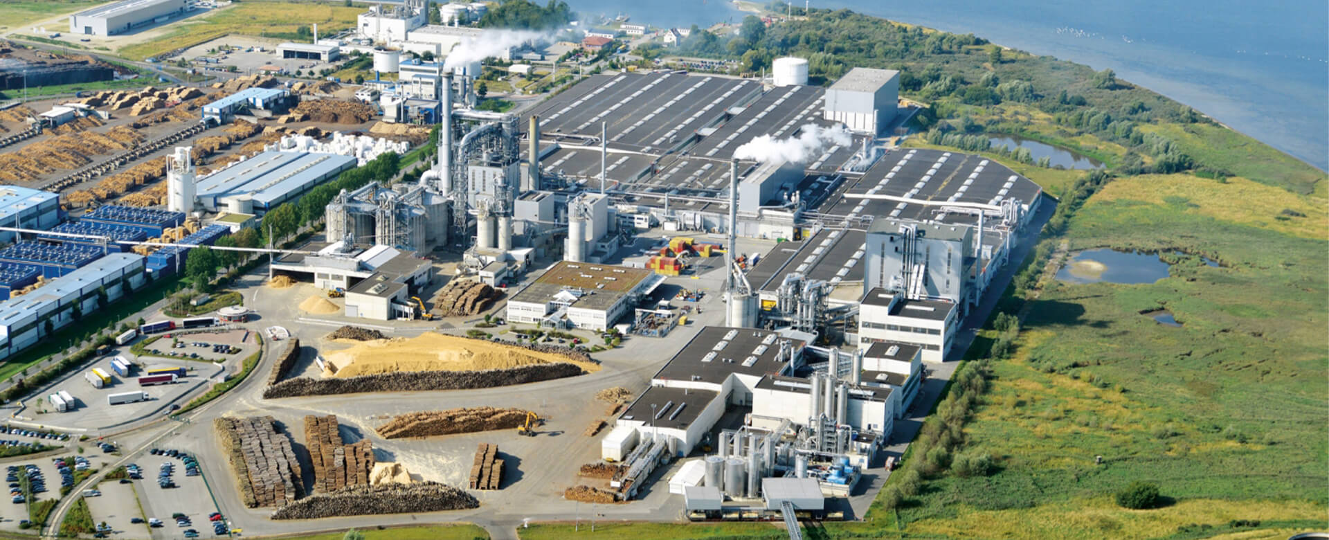 Nhà máy sản xuất sàn gỗ